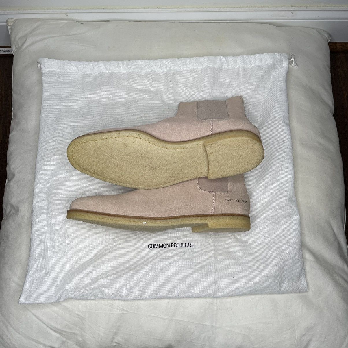 Common Projects Common Projects Chelsea Boot in Suede Blush Size US 12 / EU 45 - 12 Thumbnail