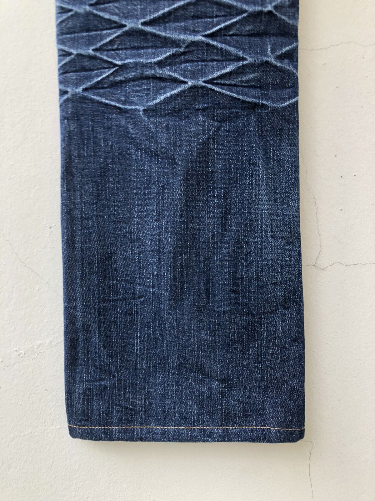 True Religion Vintage 2000s True Religion Usa Rips Distressed Denim Jeans Size US 29 - 19 Thumbnail