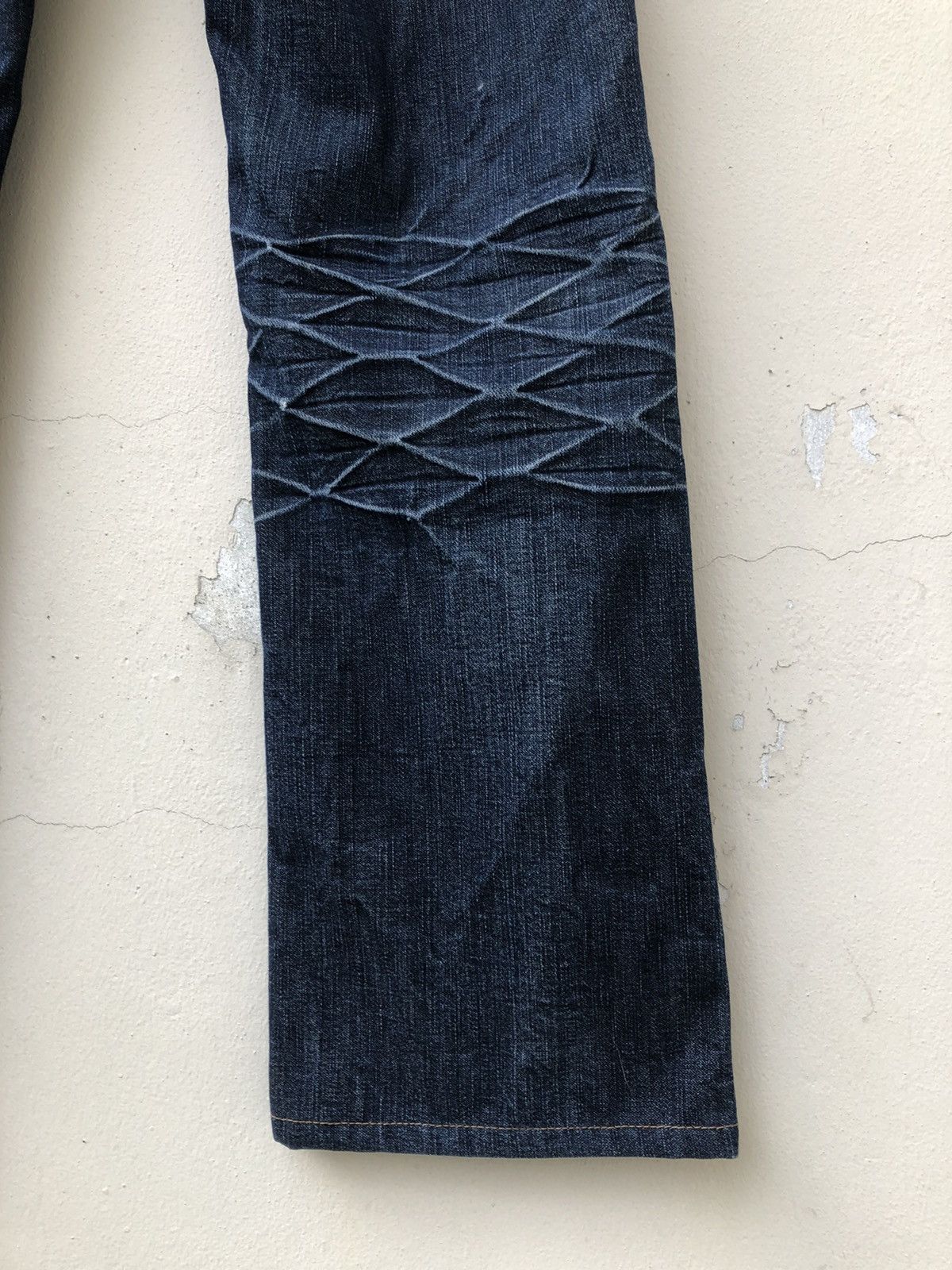 True Religion Vintage 2000s True Religion Usa Rips Distressed Denim Jeans Size US 29 - 22 Thumbnail