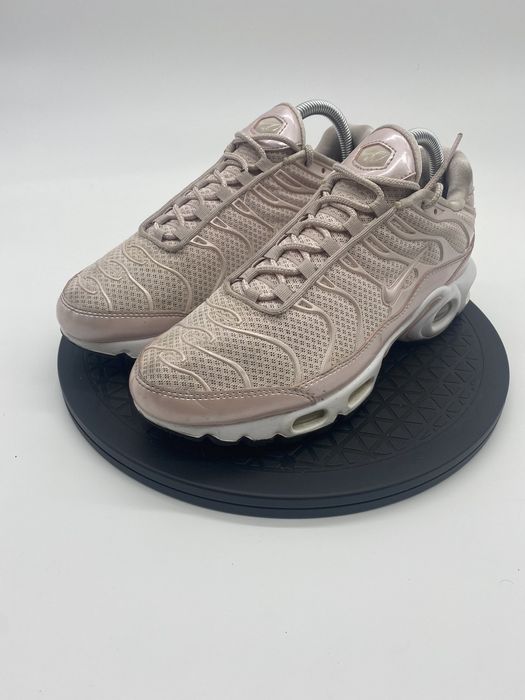 Nike air max hot sale plus premium barely rose