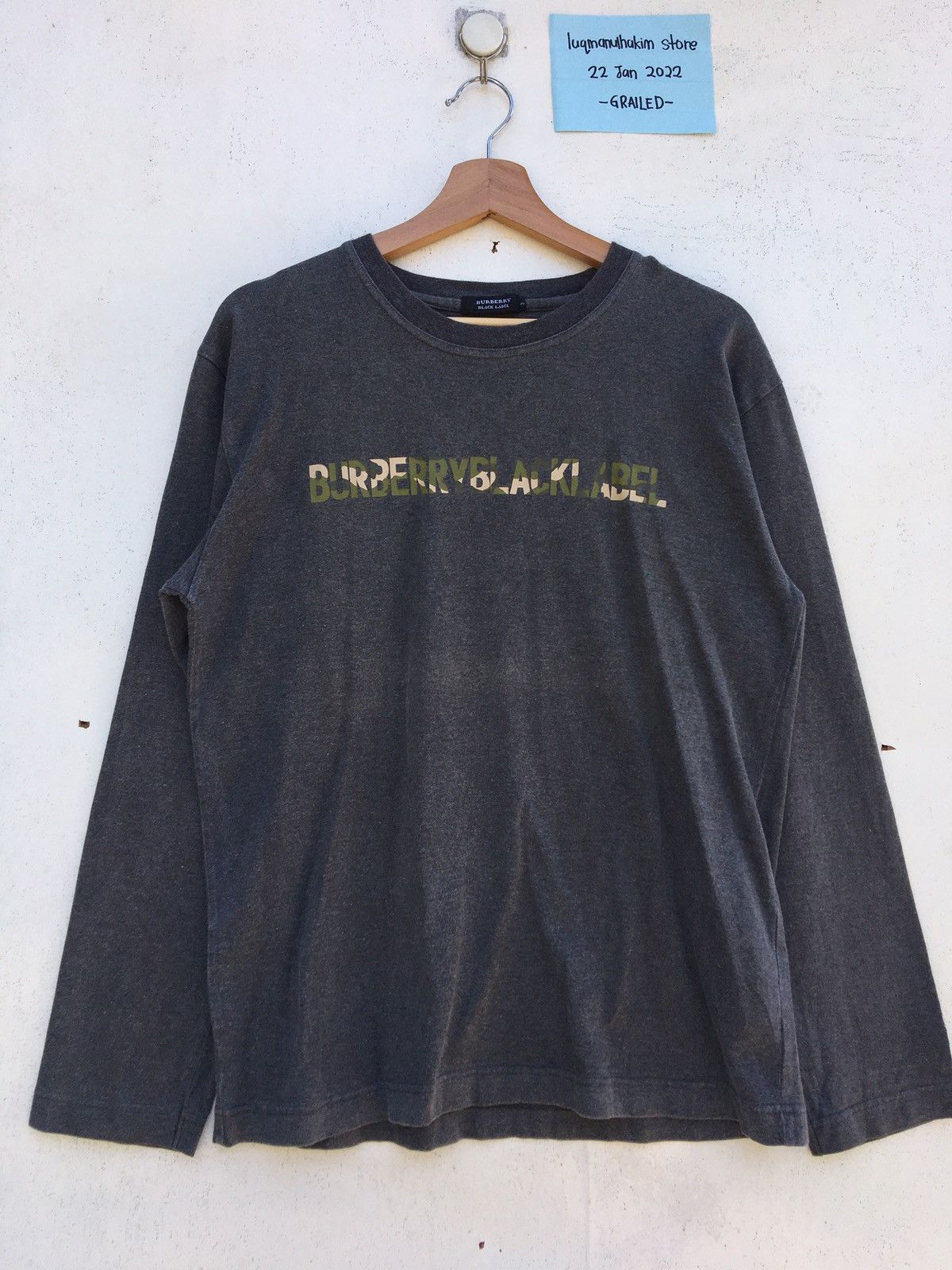 Burberry Vintage Burberry Black Label Spellout Longsleeve Size US M / EU 48-50 / 2 - 2 Thumbnail