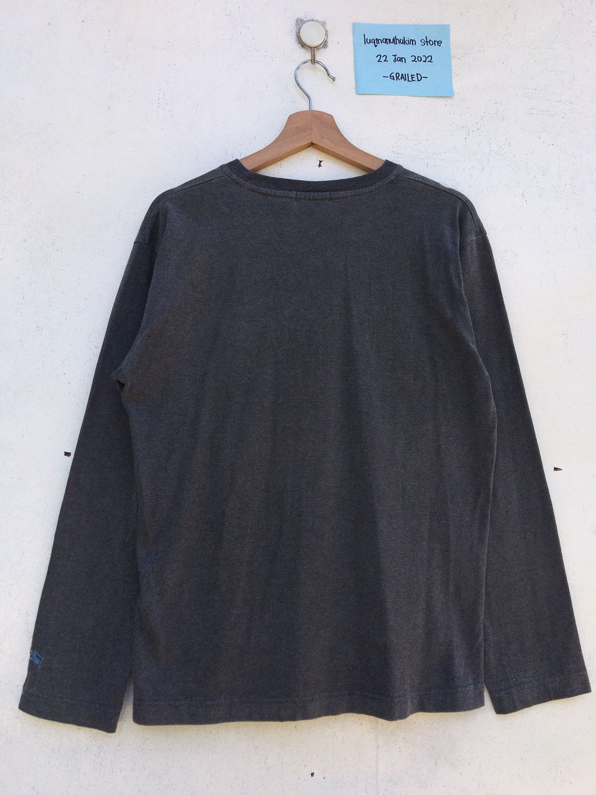Burberry Vintage Burberry Black Label Spellout Longsleeve Size US M / EU 48-50 / 2 - 11 Thumbnail