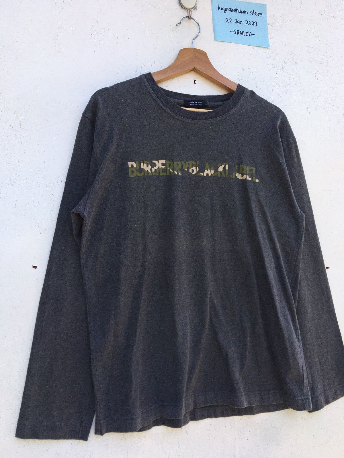 Burberry Vintage Burberry Black Label Spellout Longsleeve Size US M / EU 48-50 / 2 - 3 Thumbnail
