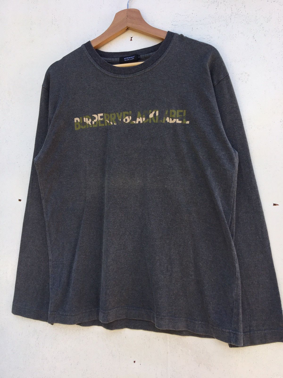 Burberry Vintage Burberry Black Label Spellout Longsleeve Size US M / EU 48-50 / 2 - 4 Thumbnail