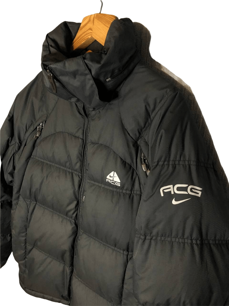  2024年おすすめのアイテム満載 ACG Nike × Nike × Grailed | Vintage💥 Puffer ACG 💥Nike Vintage ジャケット・アウター