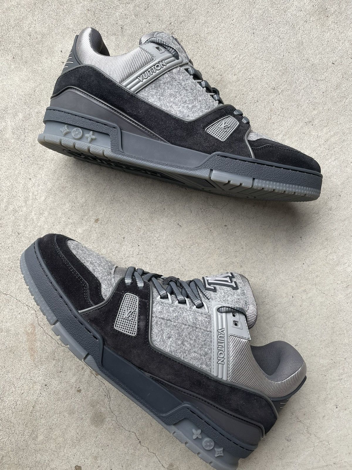 Louis Vuitton Low Cut Pop Smoke LV Trainers Size US 8 / EU 41 - 1 Thumbnail