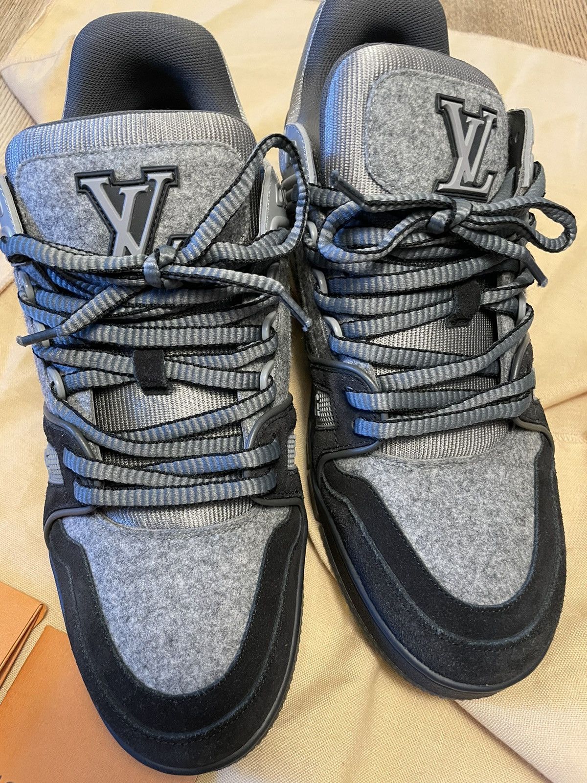 Louis Vuitton Low Cut Pop Smoke LV Trainers Size US 8 / EU 41 - 3 Thumbnail