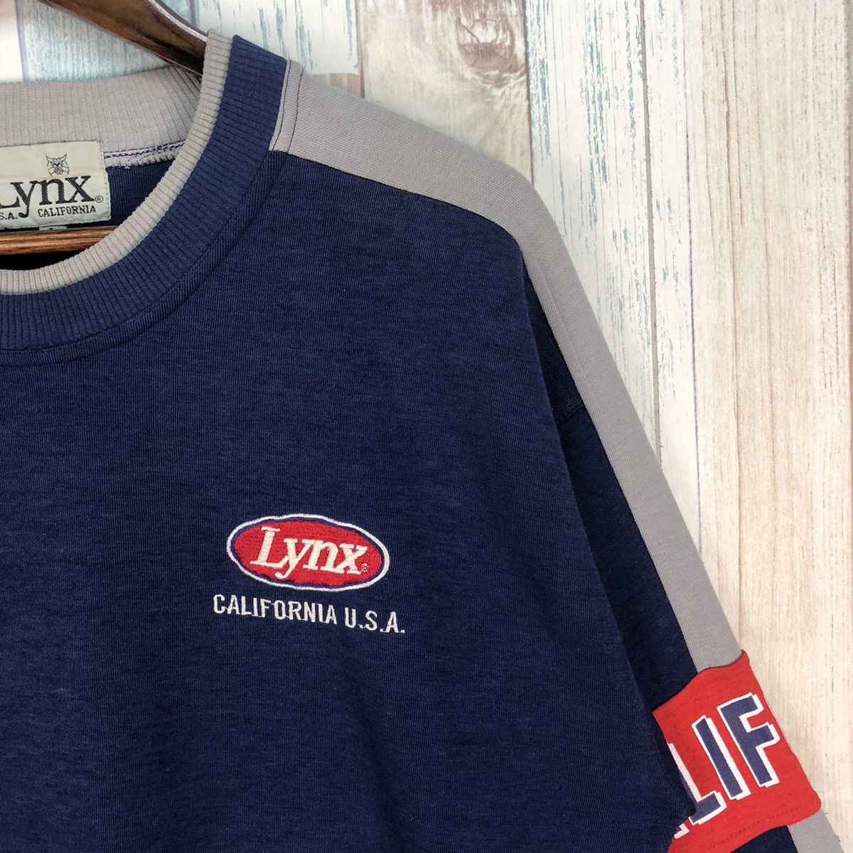 Vintage Vintage 90s Lynx California USA Big Logo Sweatshirts Size US L / EU 52-54 / 3 - 5 Thumbnail