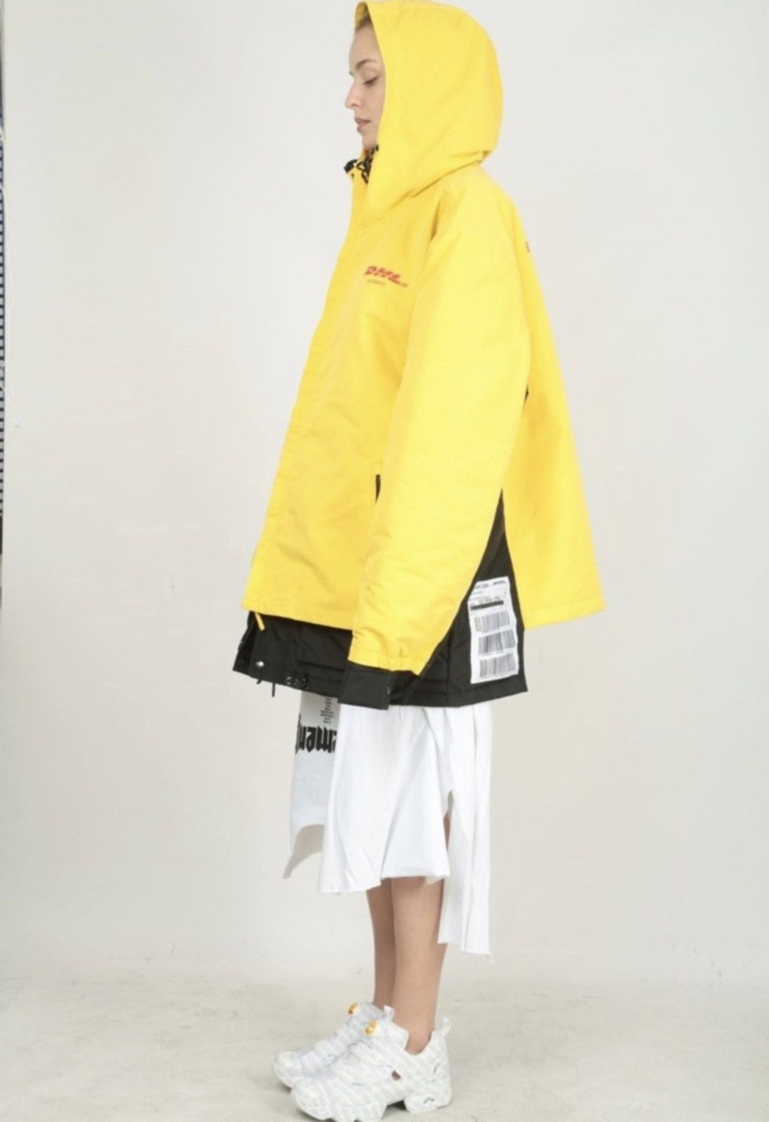 Vetements 🔥 Vetements DHL Parka In Yellow 🔥 Size US S / EU 44-46 / 1 - 2 Thumbnail