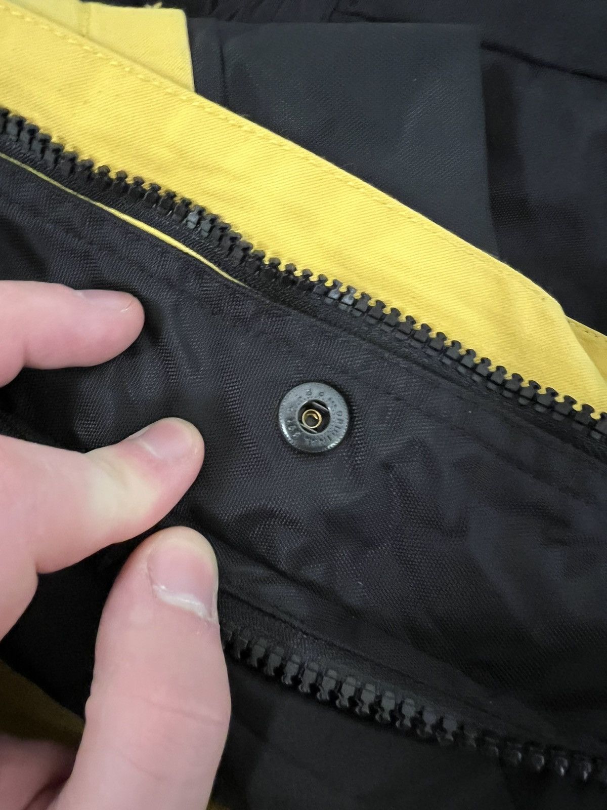 Vetements 🔥 Vetements DHL Parka In Yellow 🔥 Size US S / EU 44-46 / 1 - 10 Thumbnail