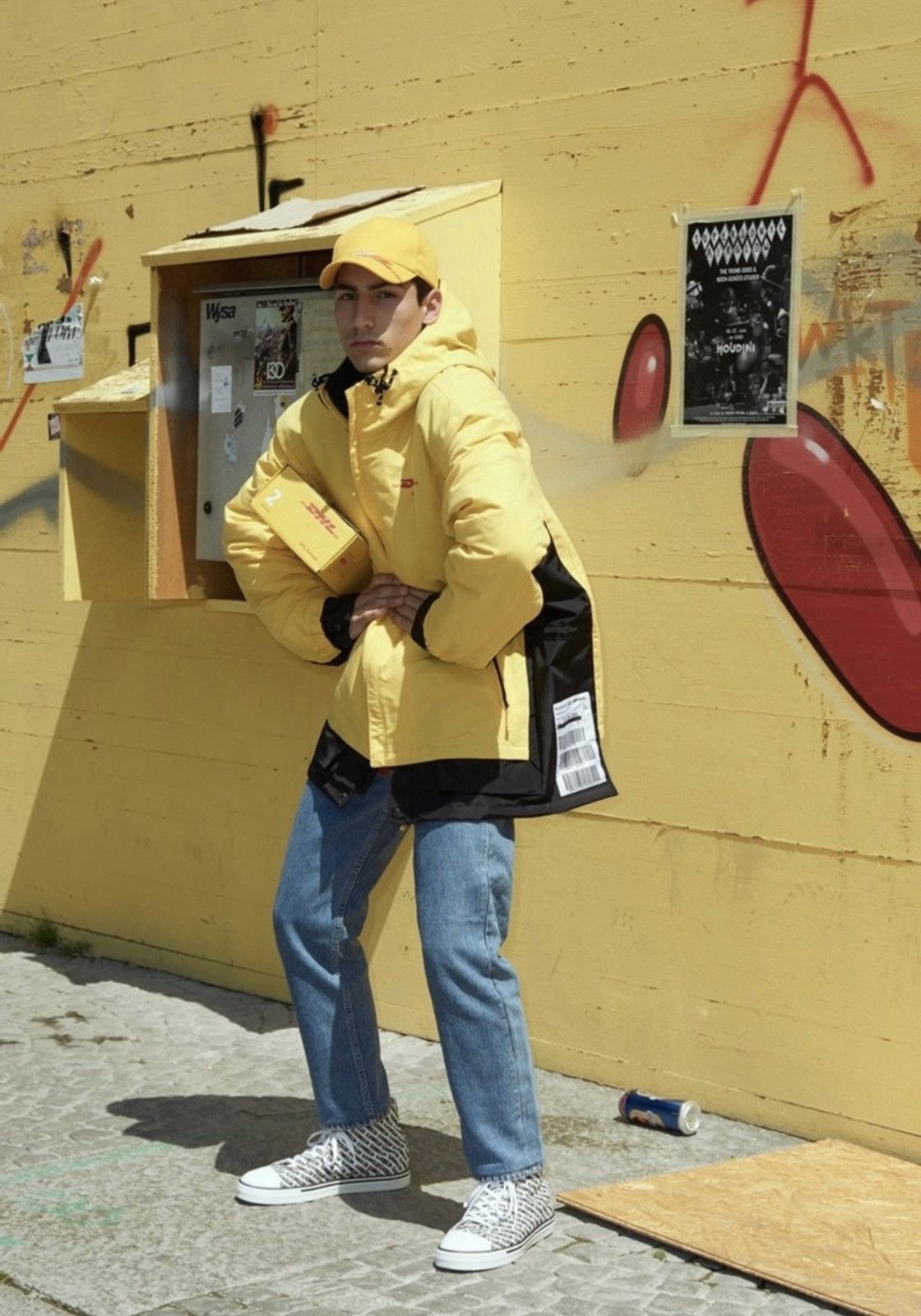 Vetements 🔥 Vetements DHL Parka In Yellow 🔥 Size US S / EU 44-46 / 1 - 1 Thumbnail