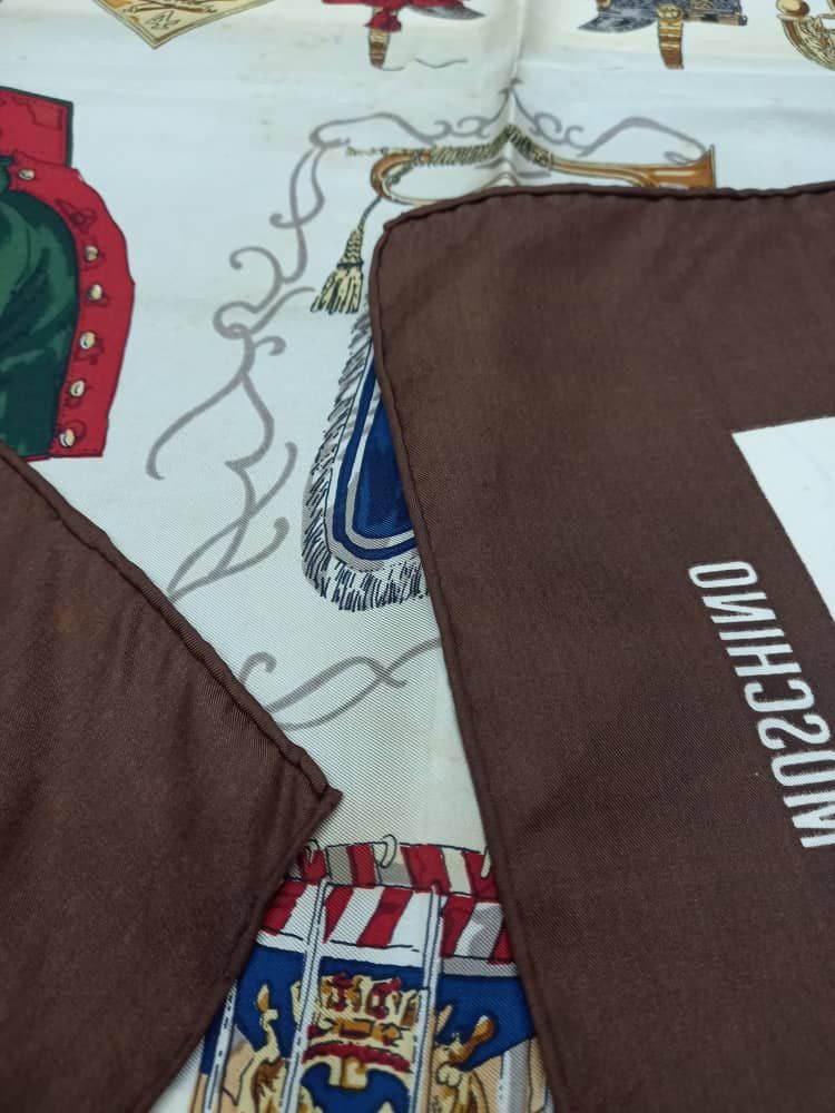 Moschino Moschino Military Silk Scarf Size ONE SIZE - 2 Thumbnail