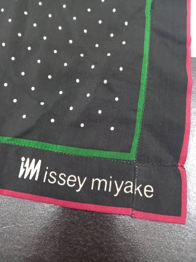 Issey Miyake Issey Miyake Scarf Size ONE SIZE - 3 Thumbnail
