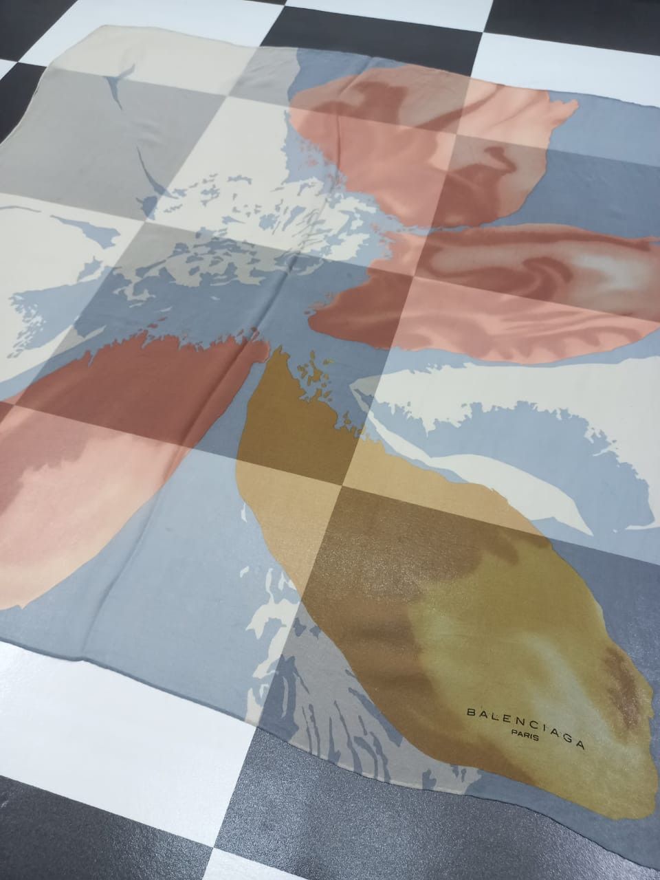 Balenciaga Balenciaga Silk Scarf Size ONE SIZE - 5 Thumbnail