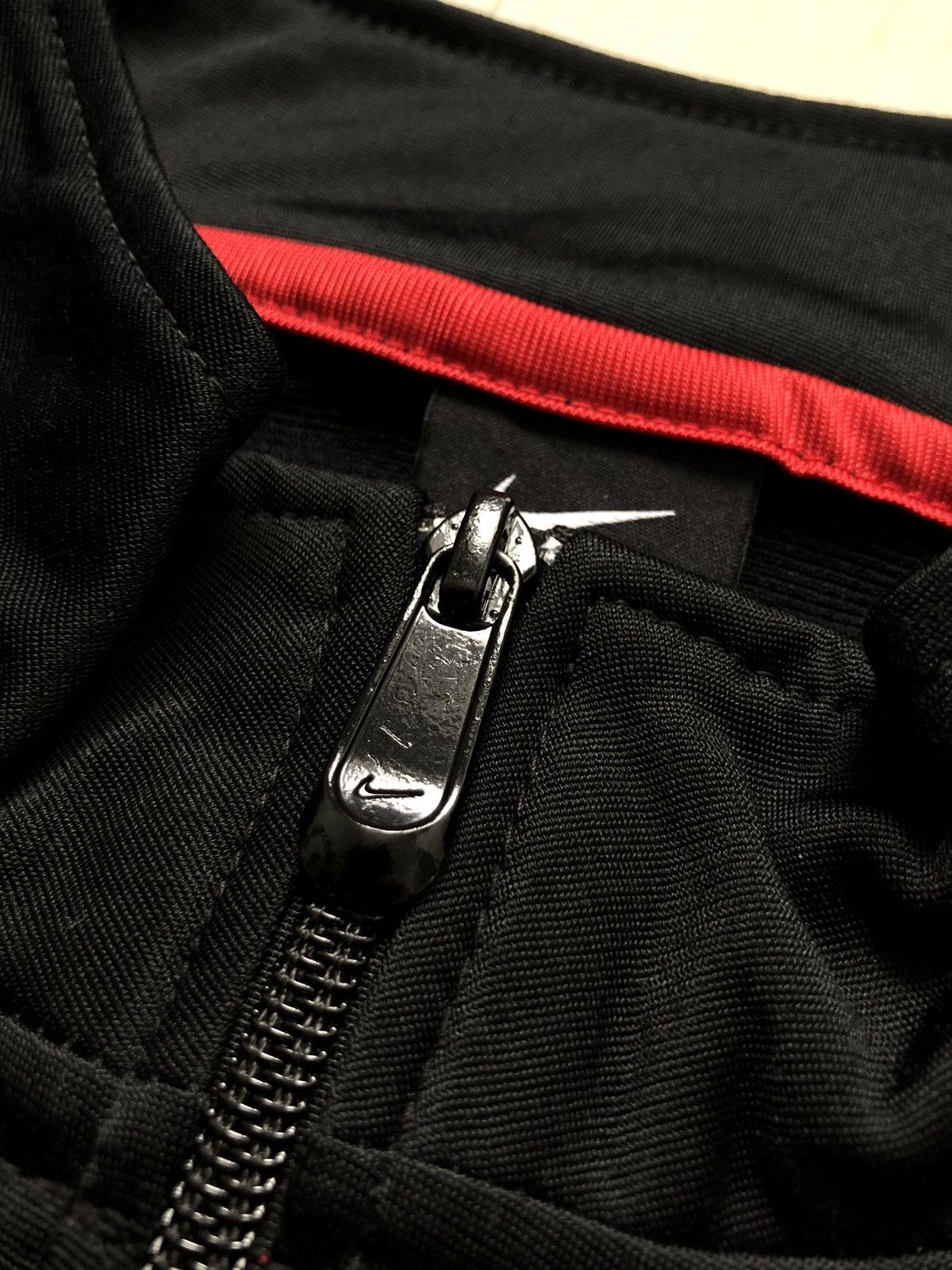 Nike × Vintage Vintage Nike Jacket Zip Black Track Top Nike Size M Size US M / EU 48-50 / 2 - 7 Thumbnail