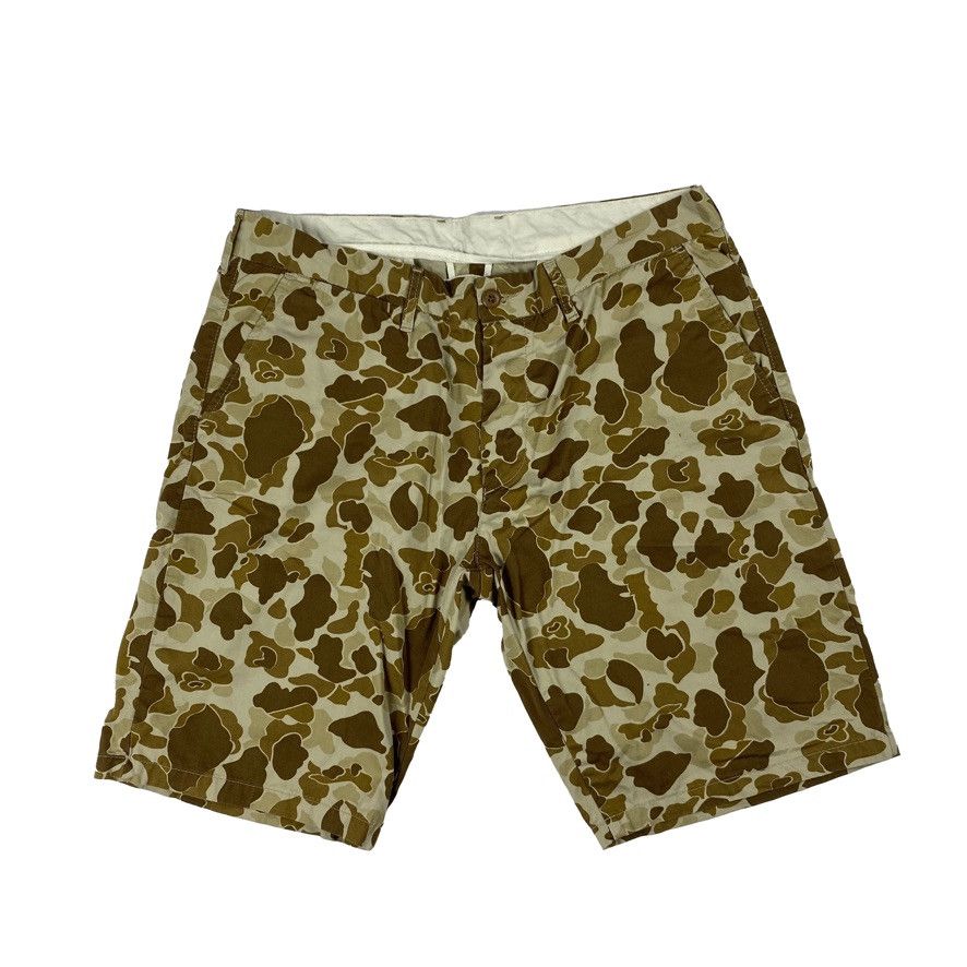Carhartt Camo Bermuda Shorts Size W36
