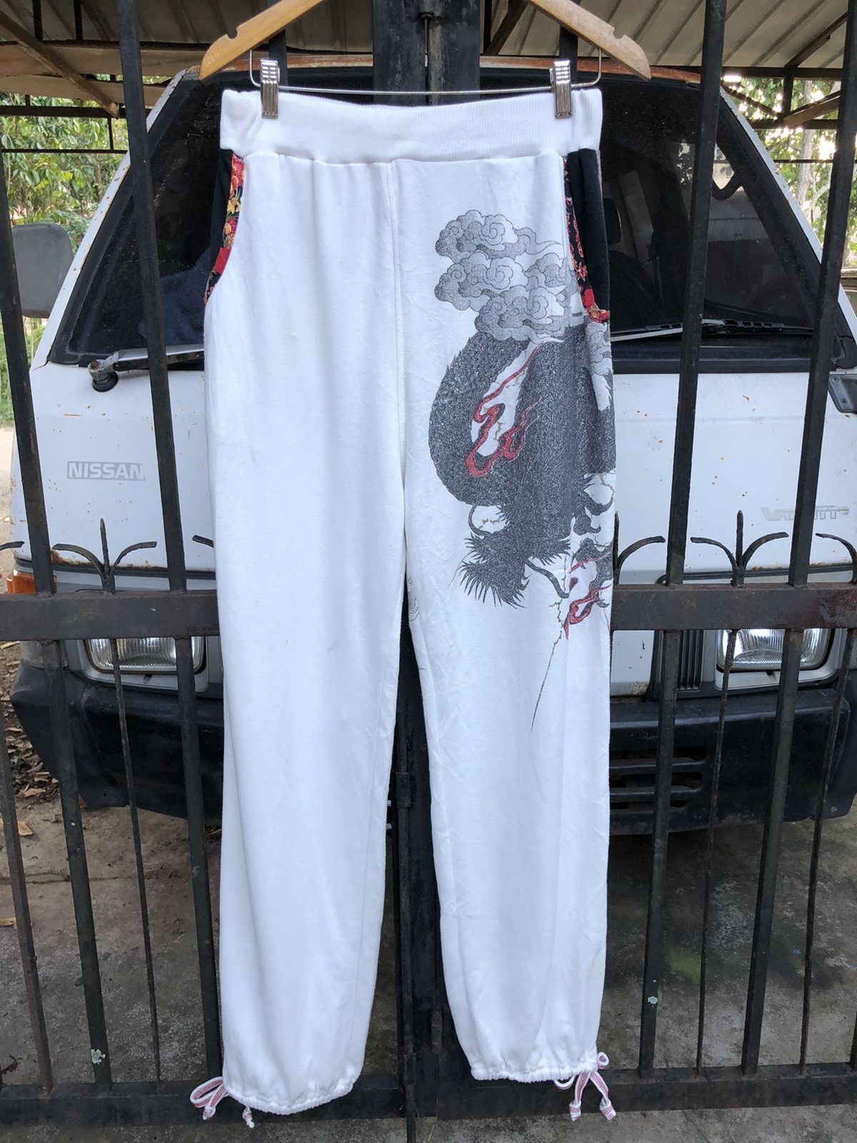 Japanese Brand Japanese Sukajan Dragon Style Sweatpants Size US 33 - 2 Thumbnail