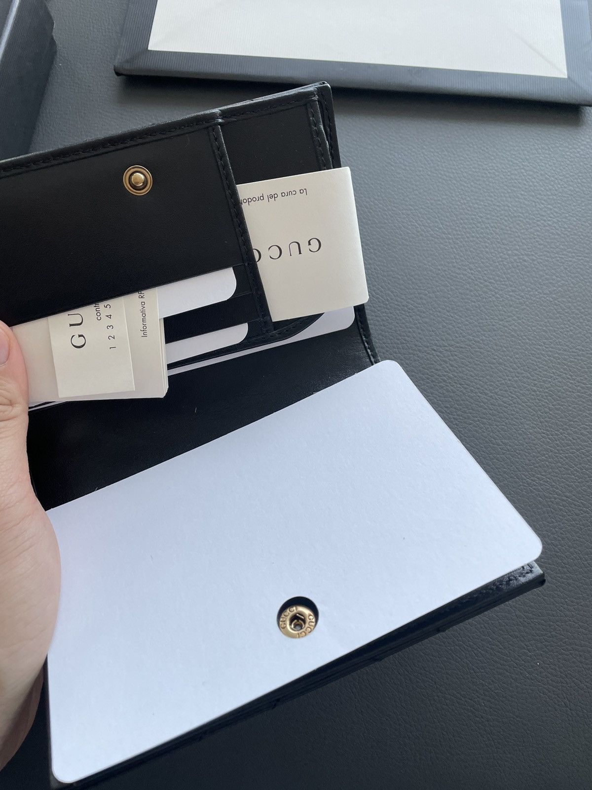 Gucci Brand NEW Iconic Classic Gucci Passport Wallet Size ONE SIZE - 13 Thumbnail