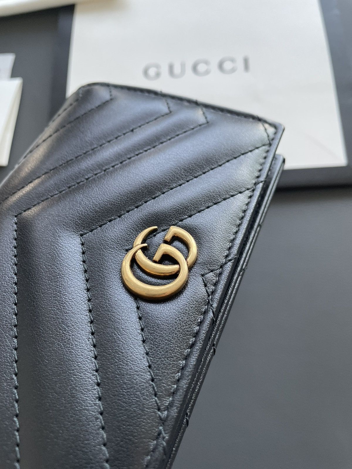 Gucci Brand NEW Iconic Classic Gucci Passport Wallet Size ONE SIZE - 4 Thumbnail