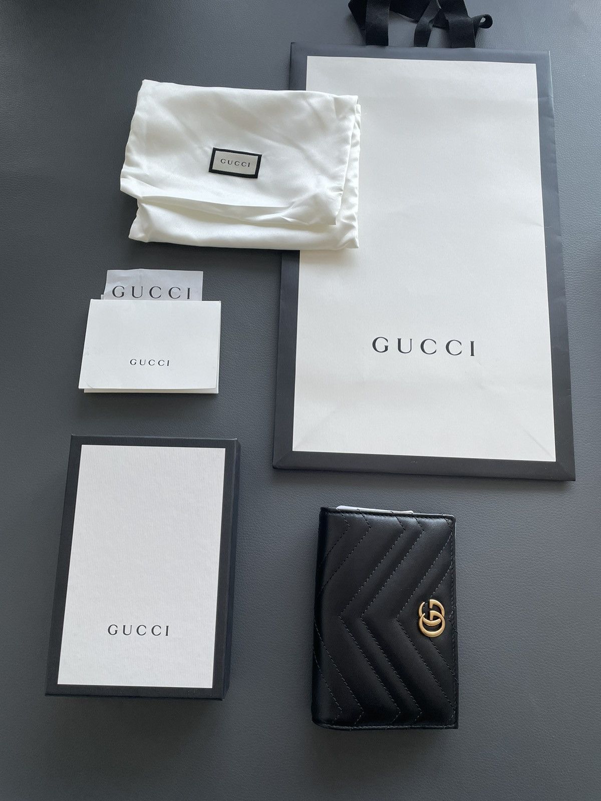 Gucci Brand NEW Iconic Classic Gucci Passport Wallet Size ONE SIZE - 5 Thumbnail