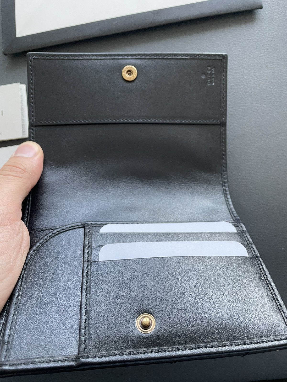 Gucci Brand NEW Iconic Classic Gucci Passport Wallet Size ONE SIZE - 15 Thumbnail