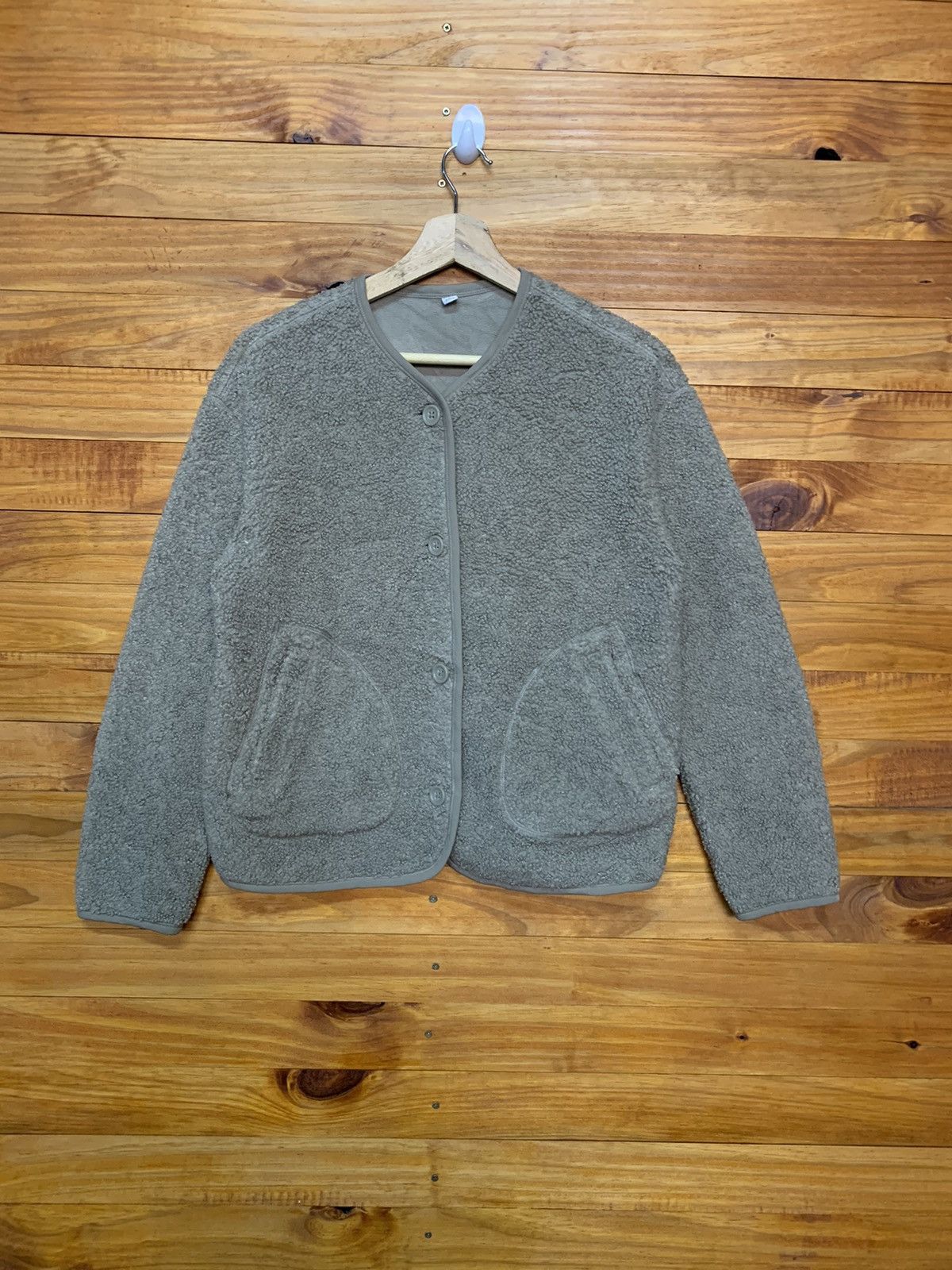 Uniqlo Uniqlo Button Up Fleece Jacket Size US L / EU 52-54 / 3 - 1 Thumbnail
