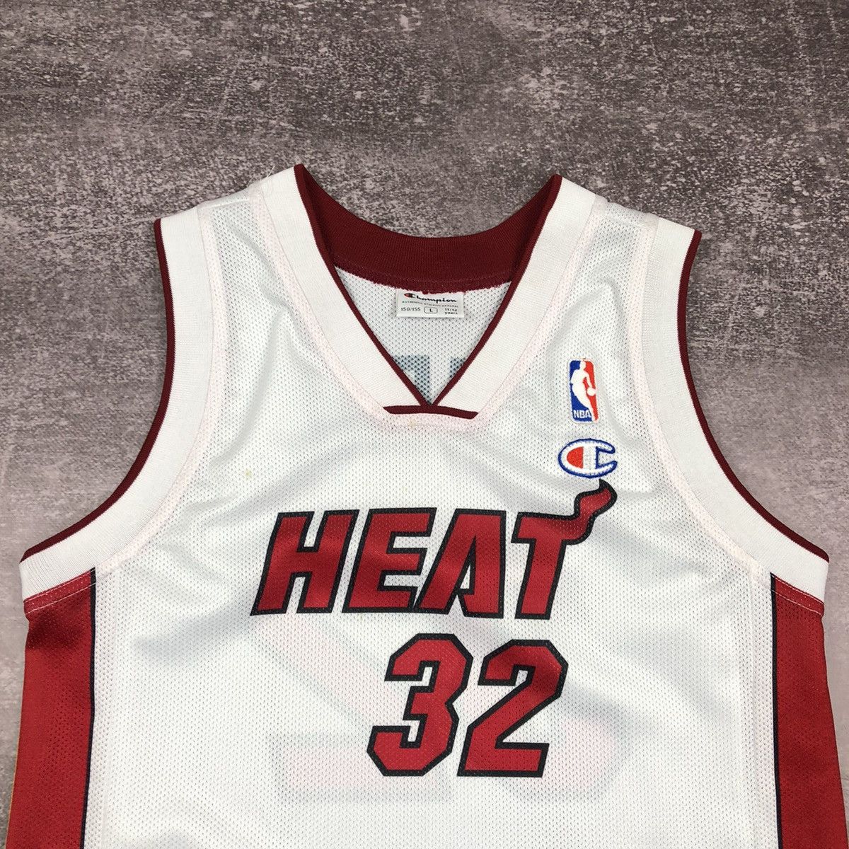 NBA Vintage Miami Heat NBA Shaquille O’Neal Champion Jersey Size US XS / EU 42 / 0 - 2 Thumbnail