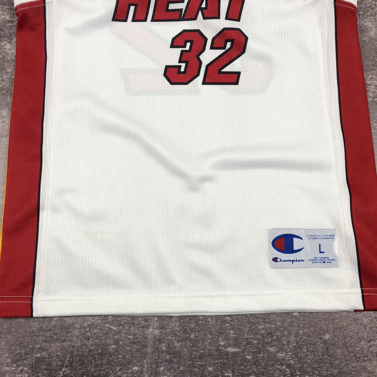 NBA Vintage Miami Heat NBA Shaquille O’Neal Champion Jersey Size US XS / EU 42 / 0 - 3 Thumbnail