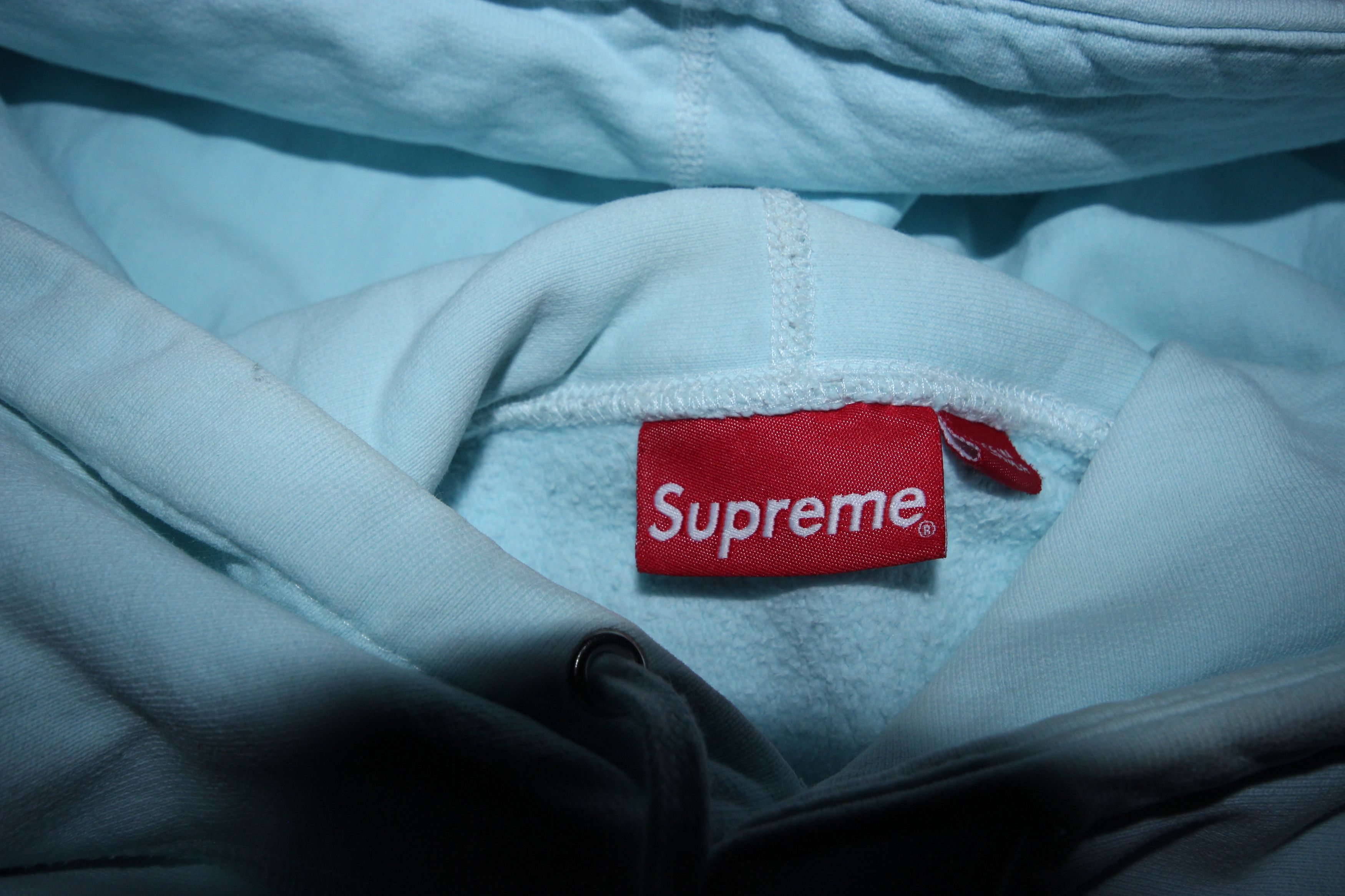 Supreme Box logo hoodie , Light Blue Size US L / EU 52-54 / 3 - 4 Thumbnail