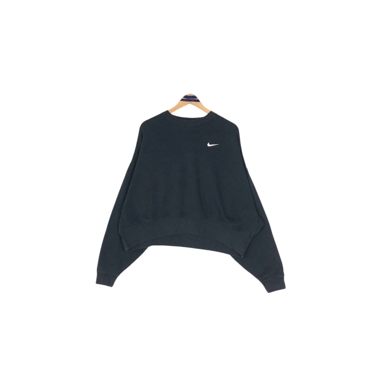 Nike Nike Swoosh Women’s Crewneck Cropped Sweatshirt Size US M / EU 48-50 / 2 - 2 Thumbnail
