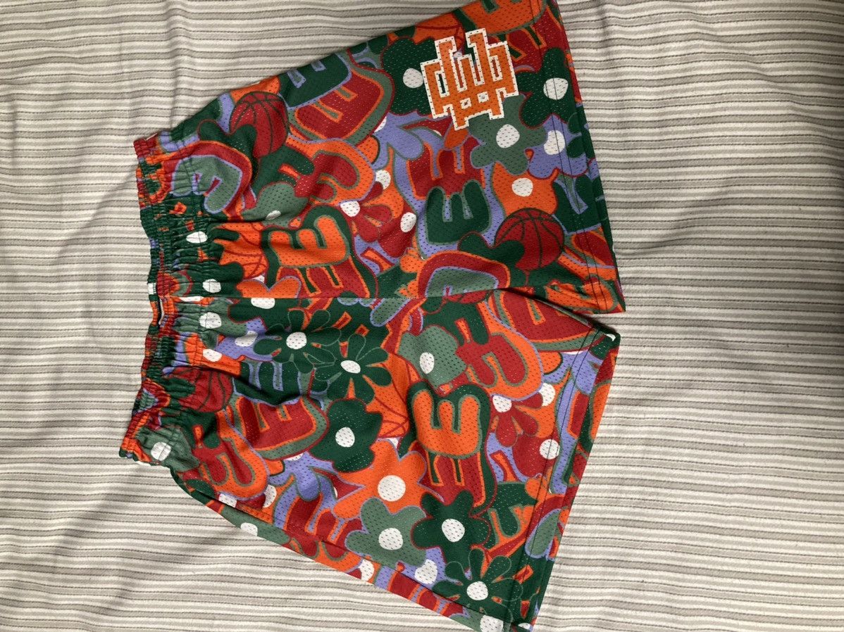 Eric Emanuel Eric Emanuel floral shorts Size US 32 / EU 48 - 1 Thumbnail