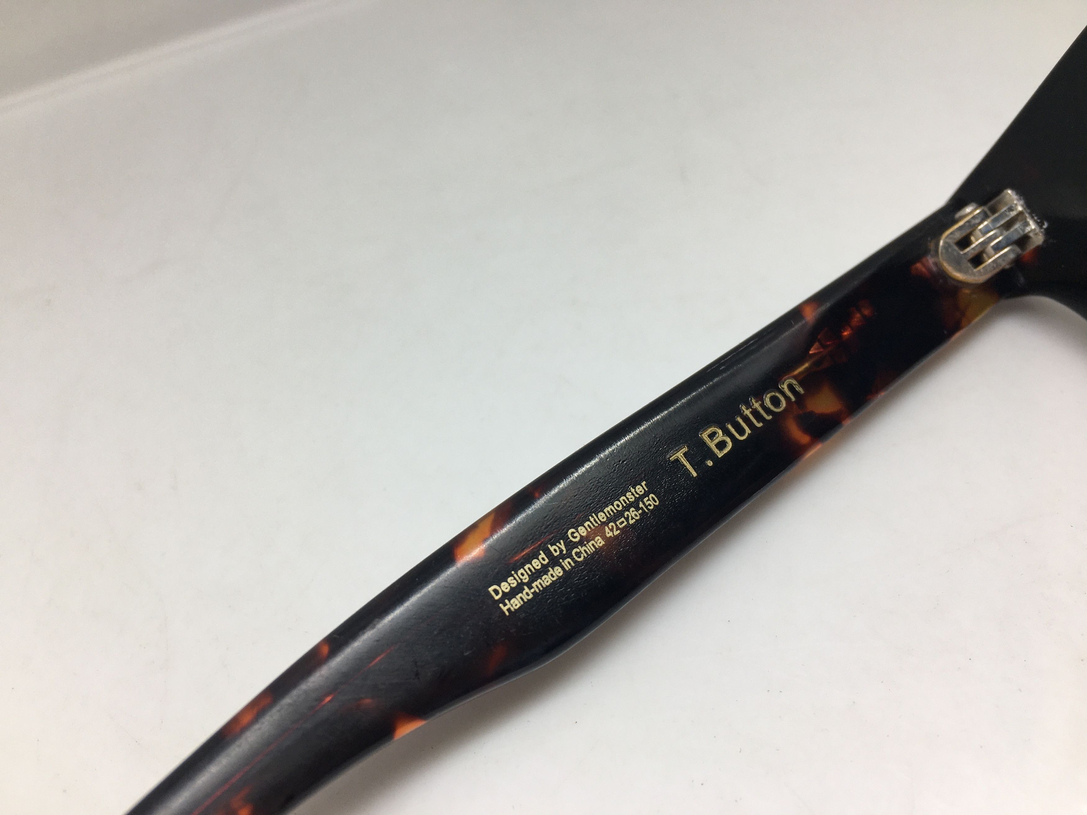 Gentle Monster Gentle Monster T.Button Keyhole Bridge Sunglasses Frame Size ONE SIZE - 6 Thumbnail