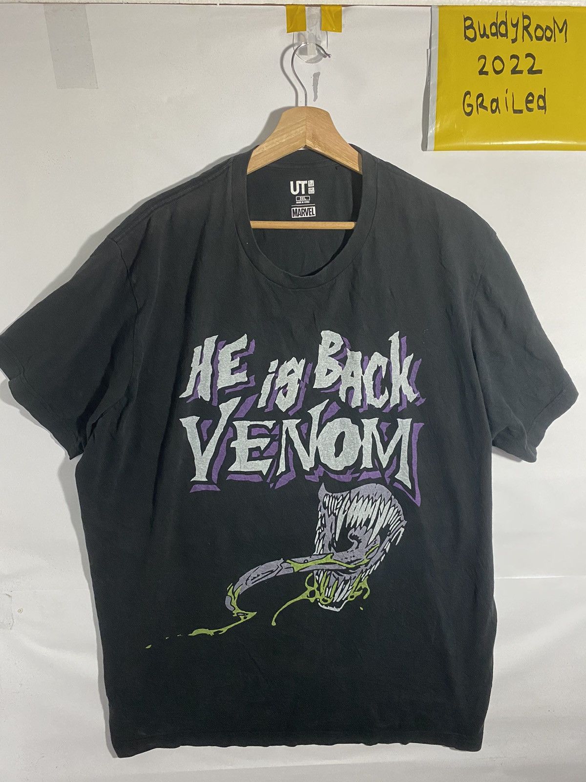 Uniqlo Uniqlo x marvel ‘ he is back Venom ‘🔥 Size US XXL / EU 58 / 5 - 1 Thumbnail