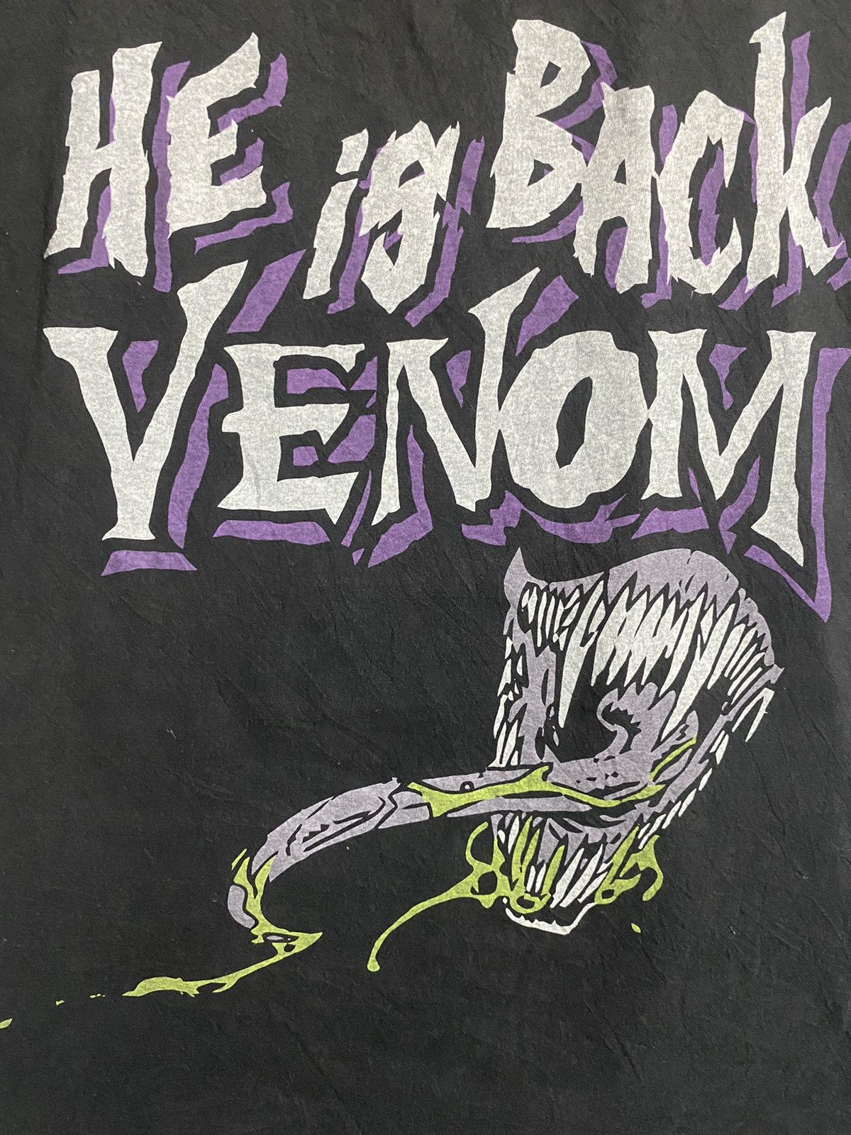 Uniqlo Uniqlo x marvel ‘ he is back Venom ‘🔥 Size US XXL / EU 58 / 5 - 2 Thumbnail