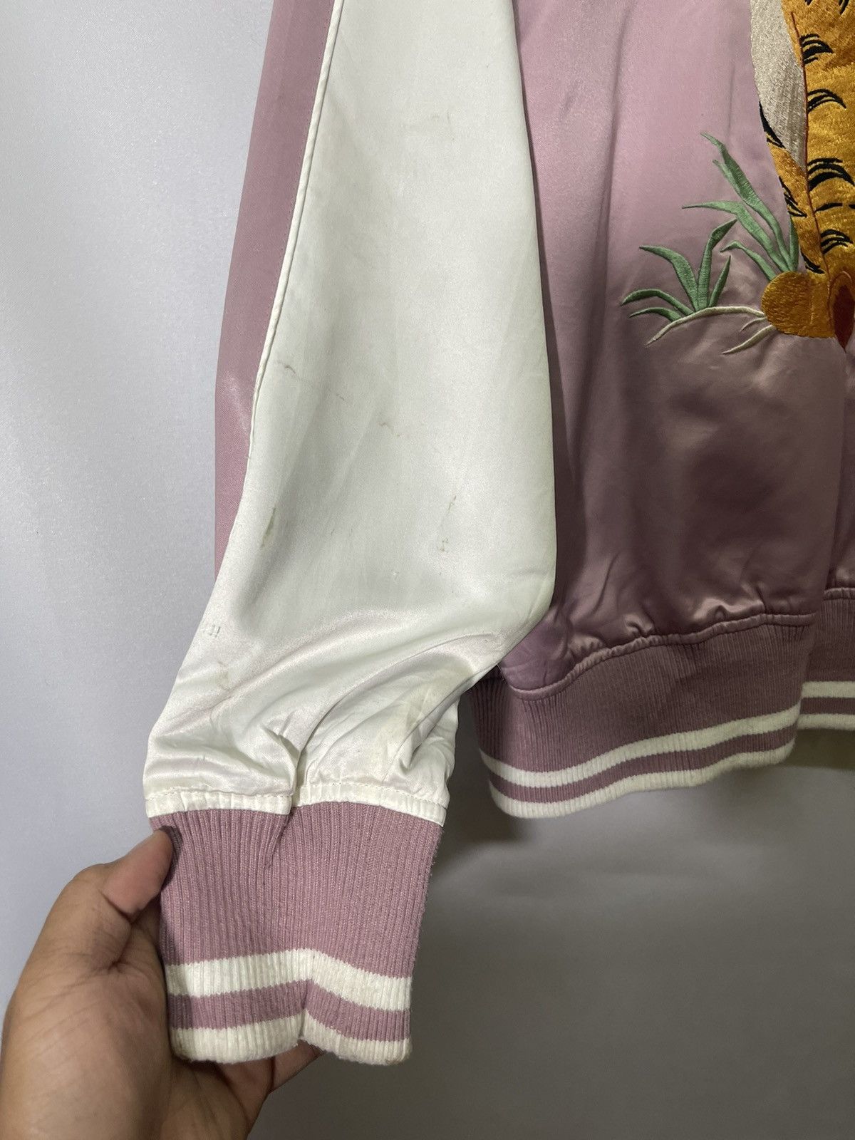 Disney × Vintage VINTAGE DISNEY SUKAJAN TIGGER POOH BOMBER JACKET Size US M / EU 48-50 / 2 - 6 Thumbnail