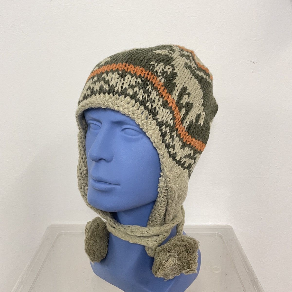image of Vintage Unbranded Art Earflat Beanie Hat in Brown, Men's