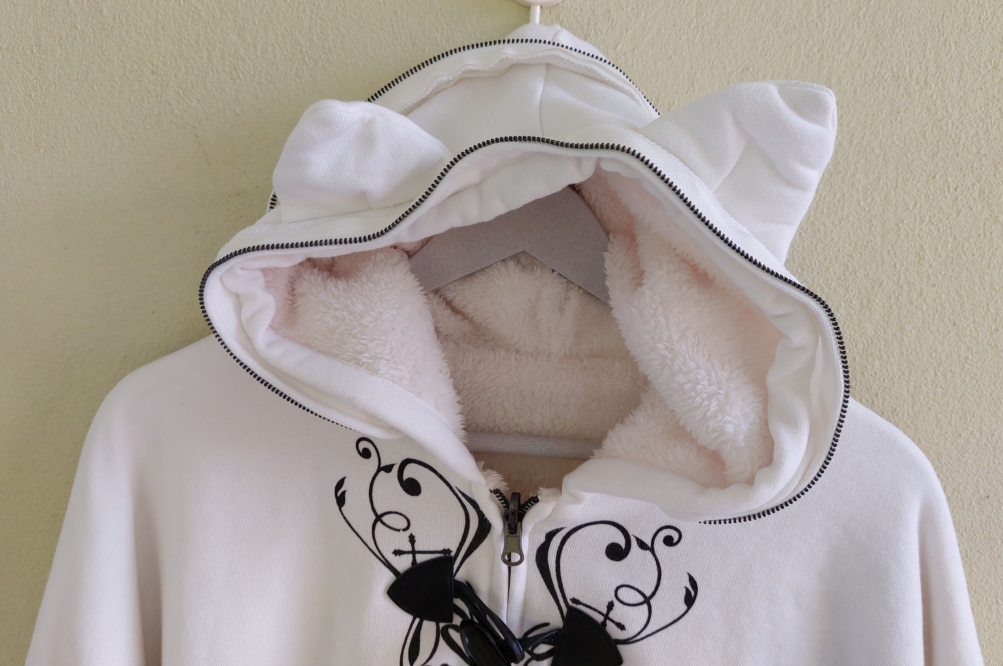Other Unbranded reversible zipper ear hoodie cloak & cape Size US M / EU 48-50 / 2 - 3 Thumbnail