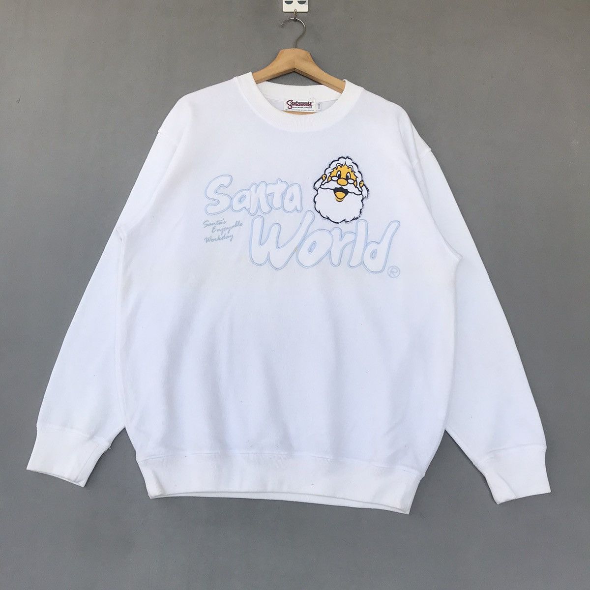 Captain Santors × Japanese Brand Vintage Santa World Big Logo & Spell out Embroidery Size US L / EU 52-54 / 3 - 1 Thumbnail