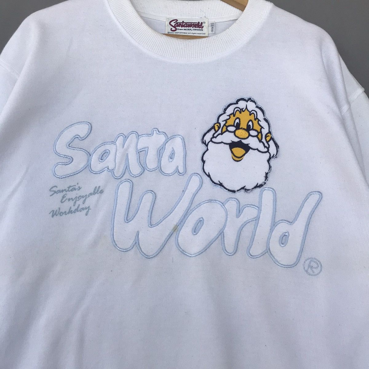 Captain Santors × Japanese Brand Vintage Santa World Big Logo & Spell out Embroidery Size US L / EU 52-54 / 3 - 2 Thumbnail