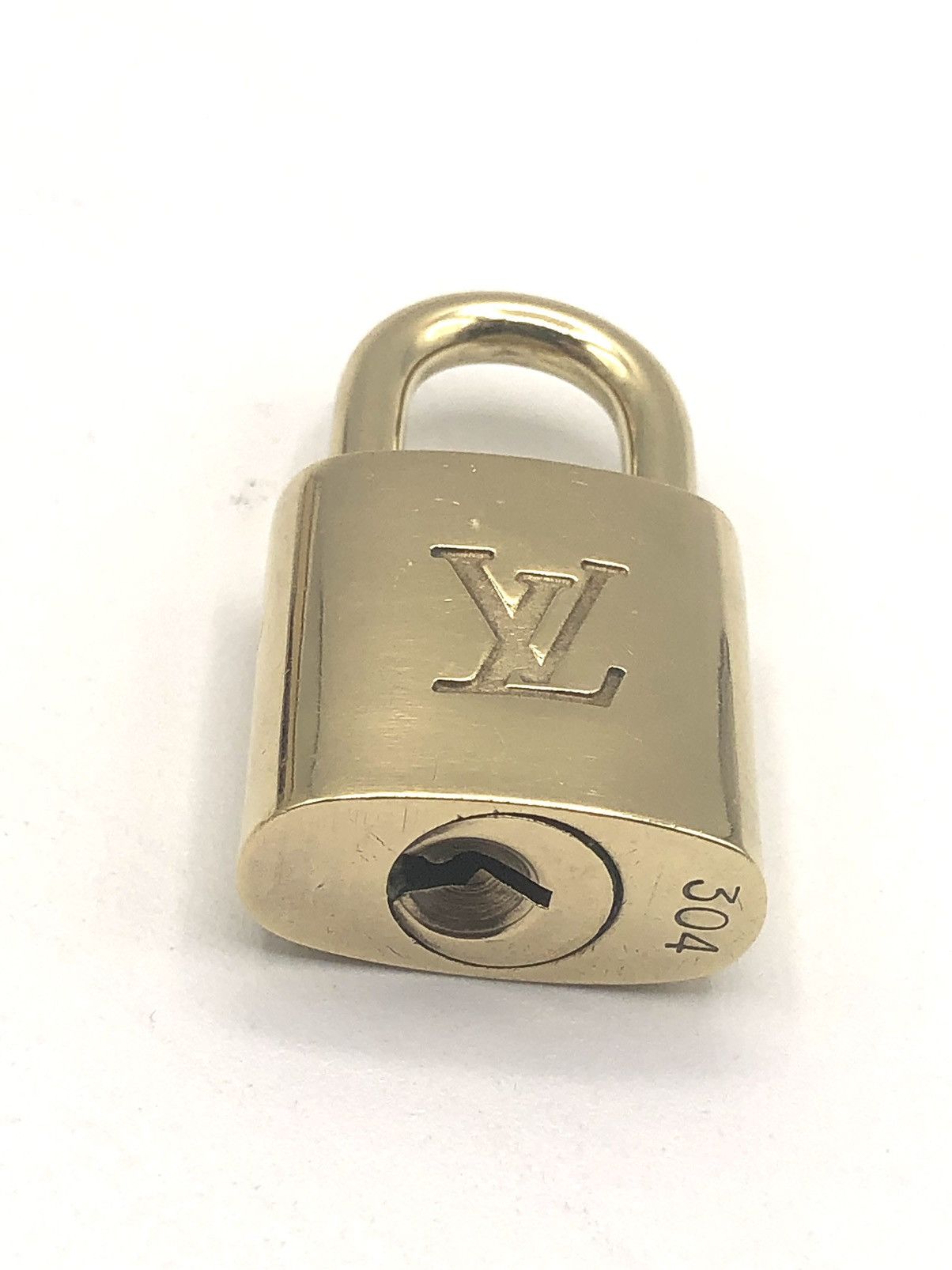 Louis Vuitton 🔥🔥Lv Padlock Key🔥🔥 Size ONE SIZE - 3 Thumbnail