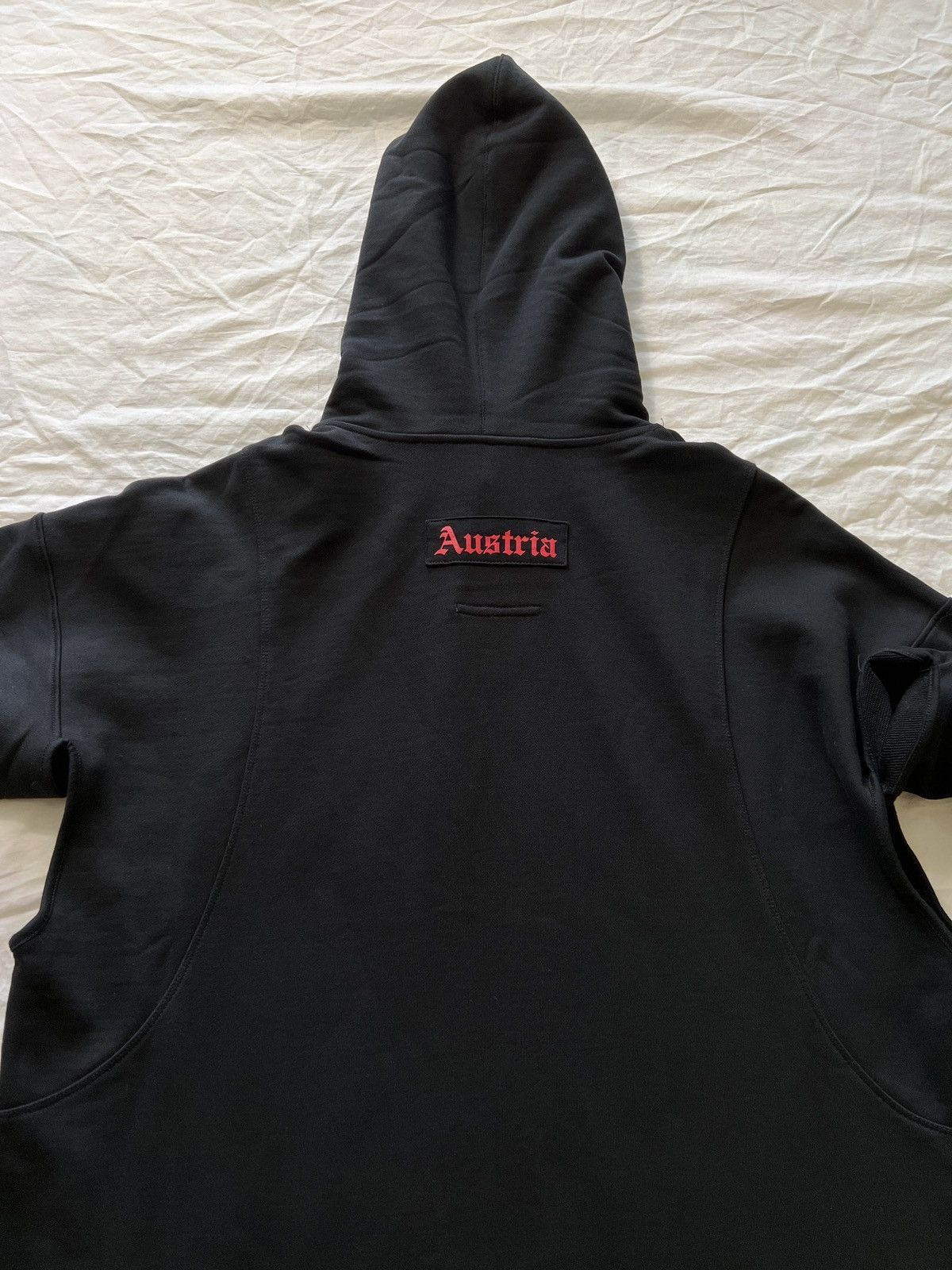 Helmut Lang Helmut Lang Austria Open Sleeve Hoodie Size US L / EU 52-54 / 3 - 4 Thumbnail