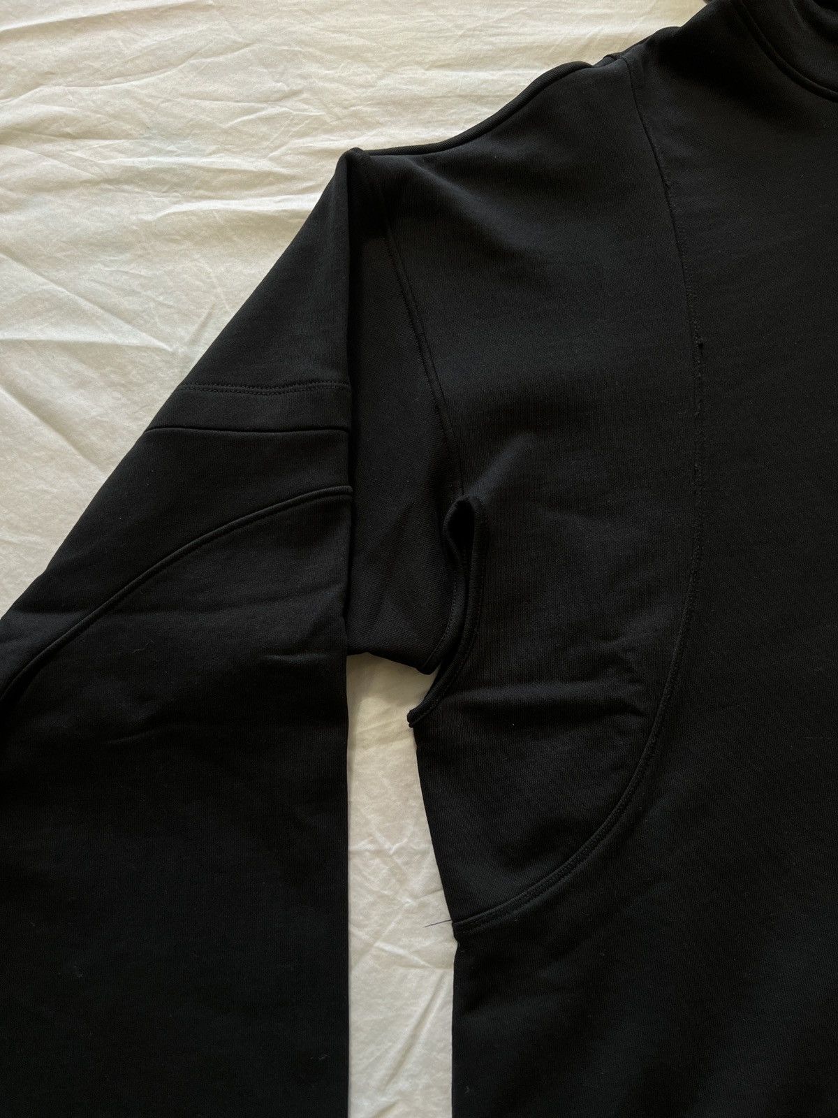 Helmut Lang Helmut Lang Austria Open Sleeve Hoodie Size US L / EU 52-54 / 3 - 2 Thumbnail