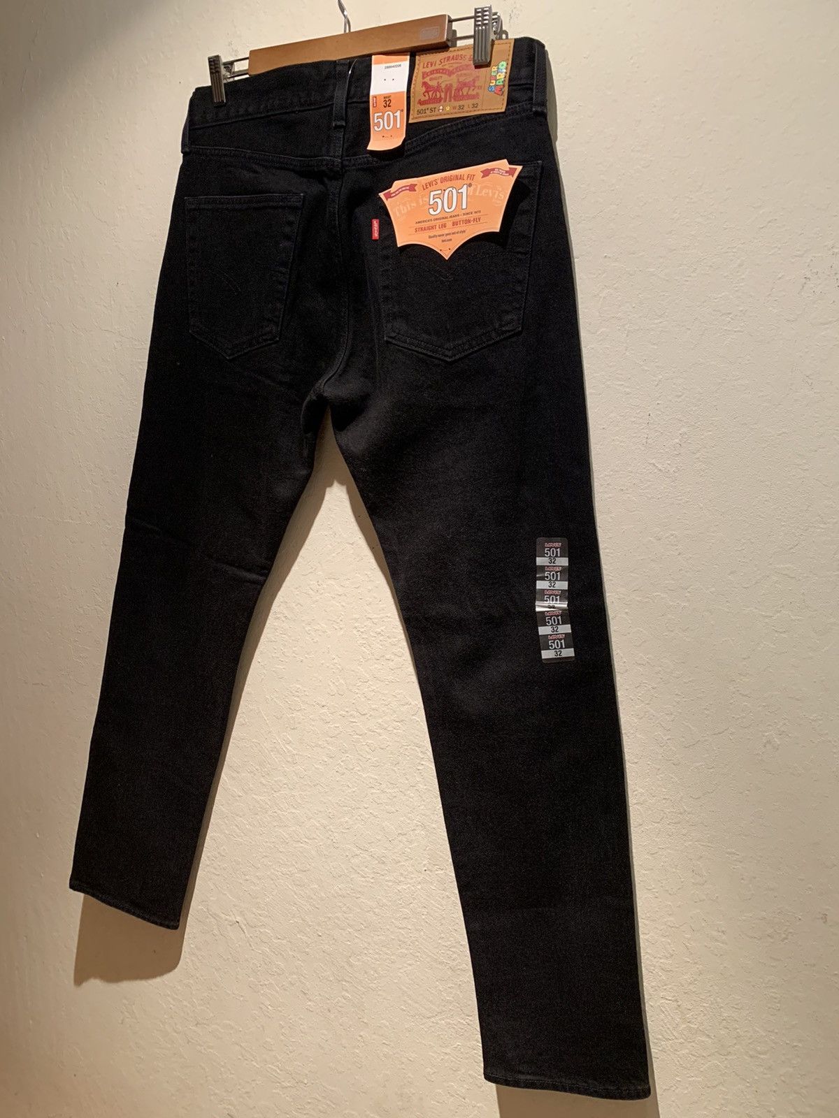 Levi's × Levi's Vintage Clothing × Nintendo *RARE* New Levi’s x Nintendo Super Mario 501 ST Denim Jeans Size US 32 / EU 48 - 5 Thumbnail