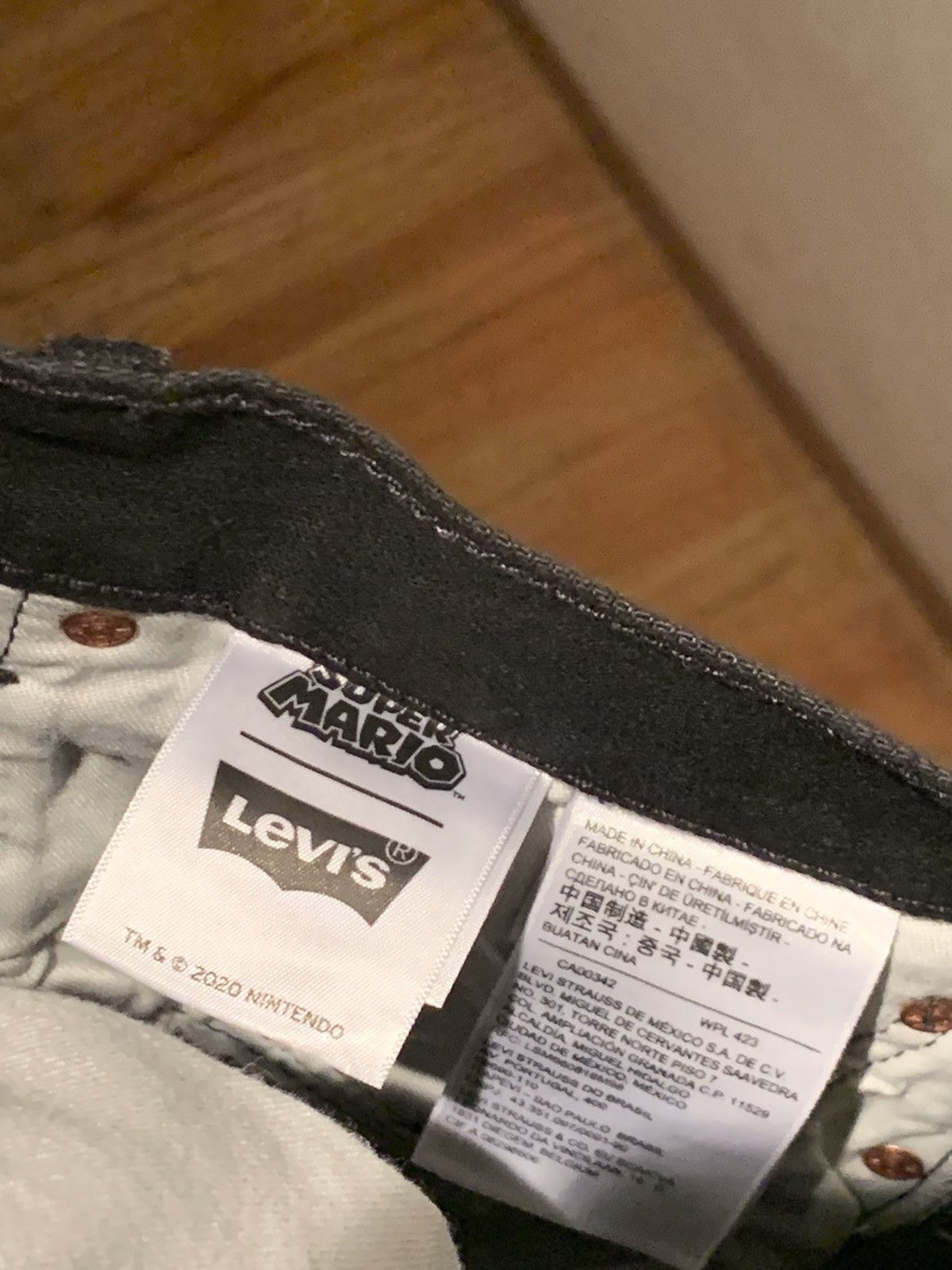 Levi's × Levi's Vintage Clothing × Nintendo *RARE* New Levi’s x Nintendo Super Mario 501 ST Denim Jeans Size US 32 / EU 48 - 7 Thumbnail