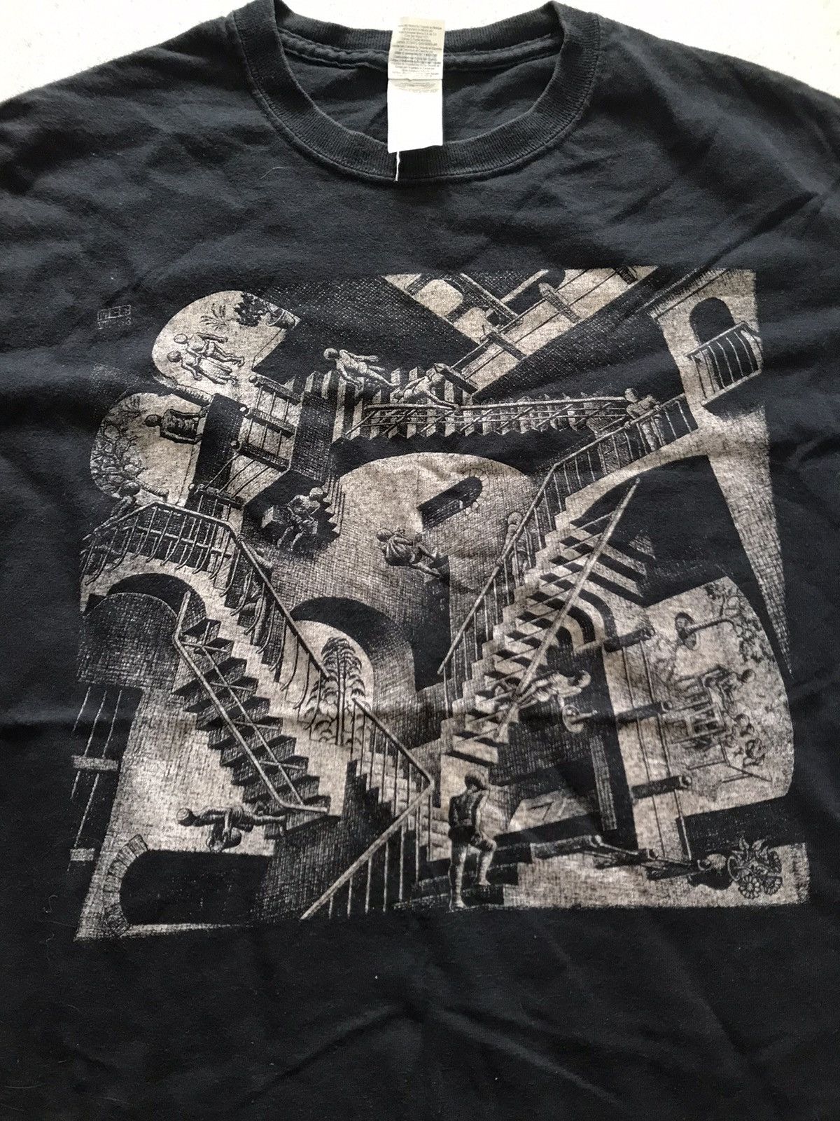Vintage Vintage M.C Escher T-Shirt Size US M / EU 48-50 / 2 - 2 Thumbnail