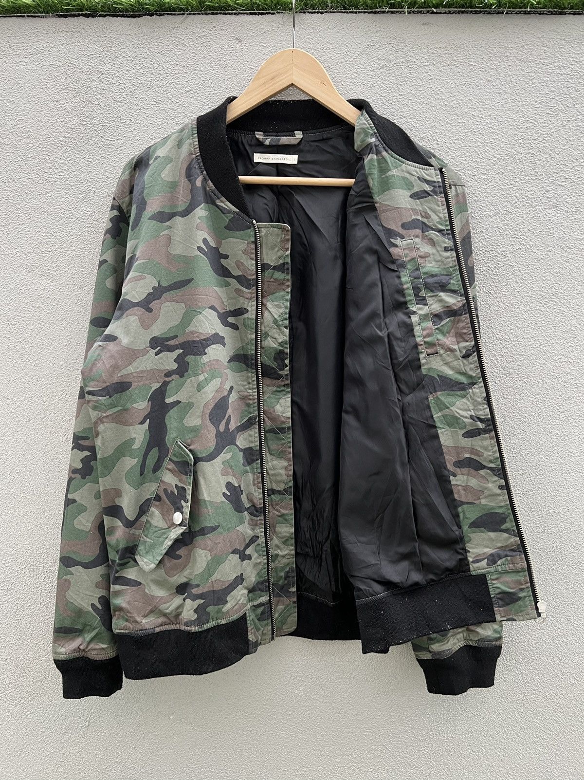 Japanese Brand Browny Standard Camo Bomber Jacket Size US L / EU 52-54 / 3 - 3 Thumbnail