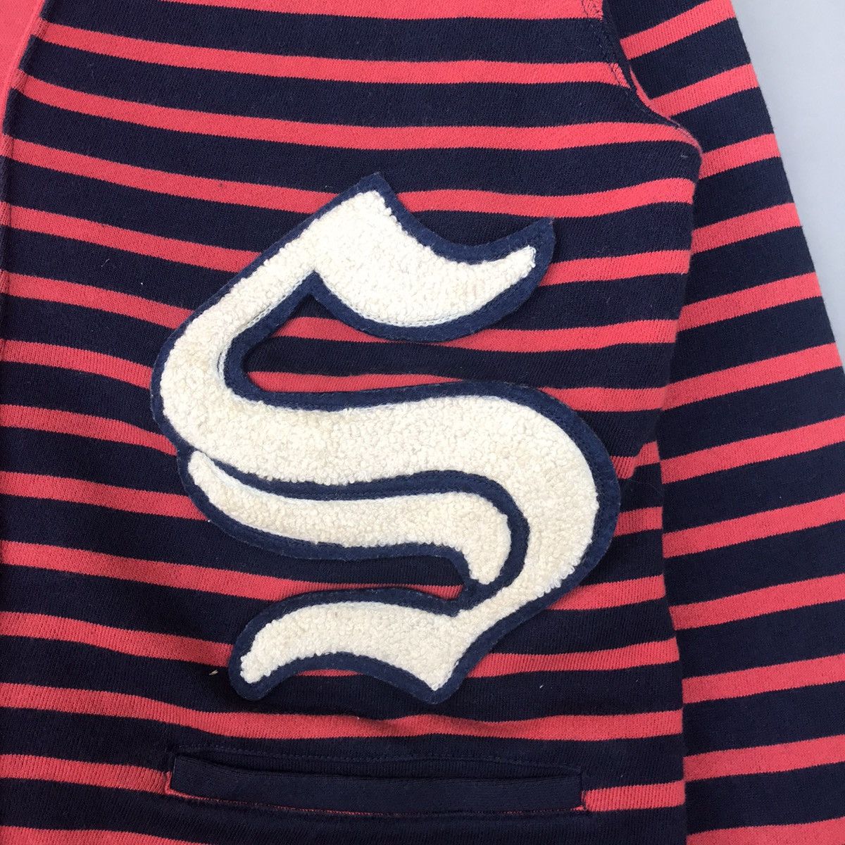 Champion Vintage Champion Stripe Knitwear with Pocket Big Logo Size US M / EU 48-50 / 2 - 4 Thumbnail