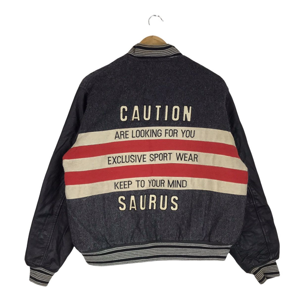 Vintage Vintage 90s Saurus Spell Out Embroidery Varsity Jacket Size US L / EU 52-54 / 3 - 1 Thumbnail