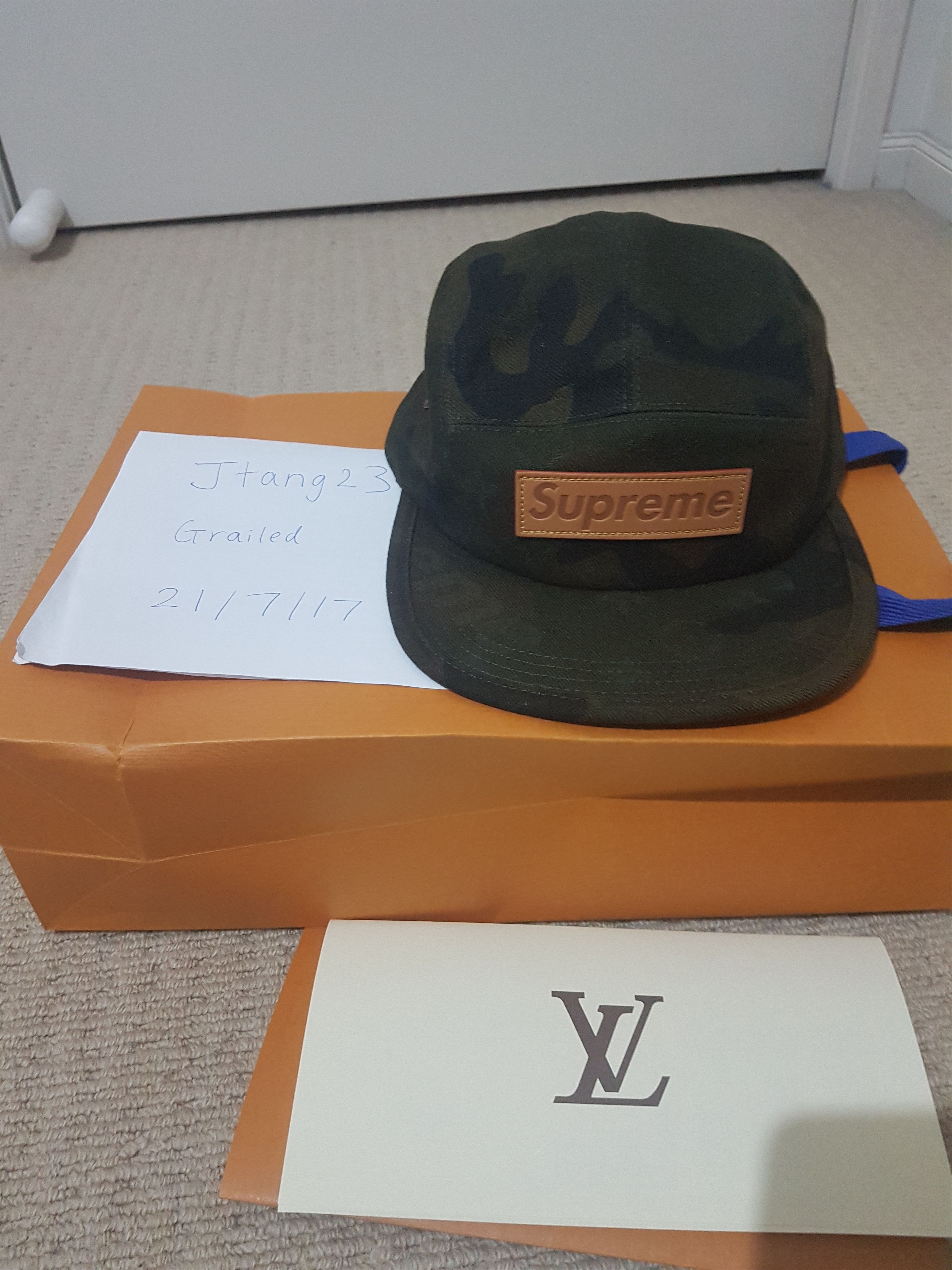 Supreme x lv cap clearance