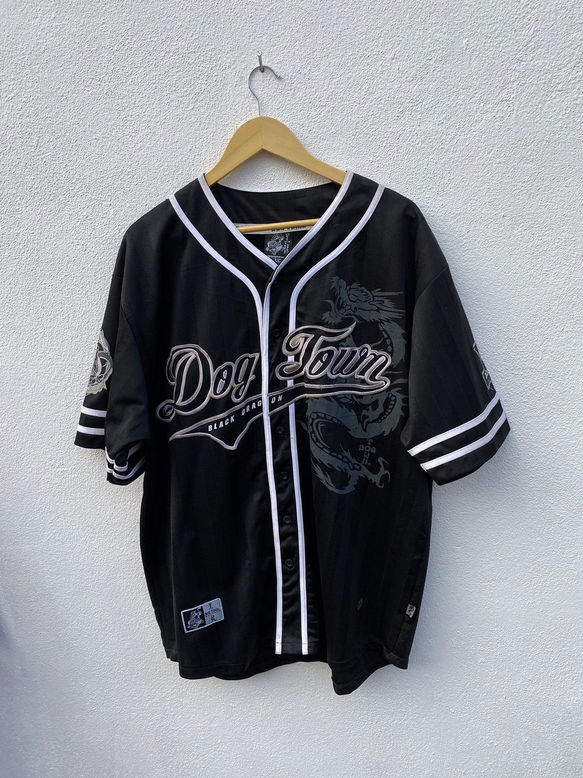 Dogtown × Vintage Vintage Dogtown black dragon skateboard